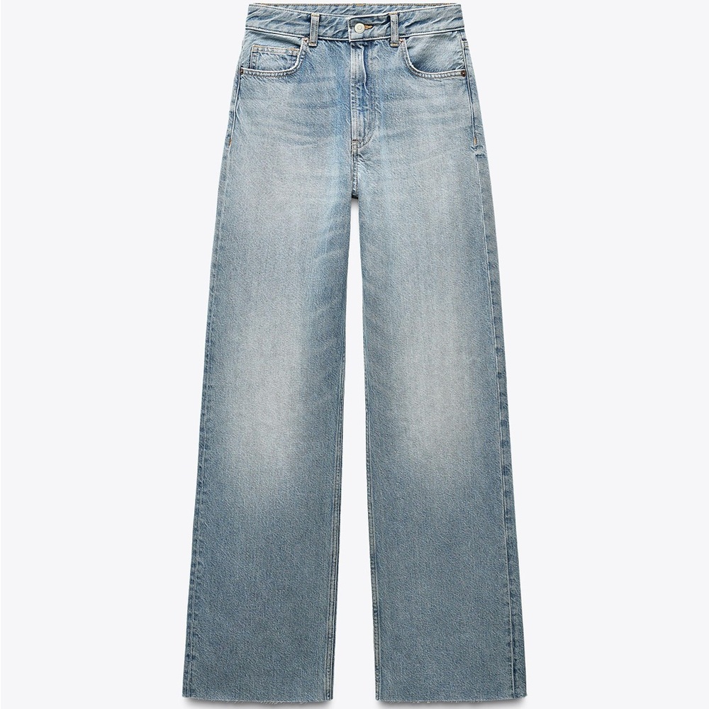 Zara TRF High Rise Wide Leg Jeans in Light Blue - Size 31 (CA 12)